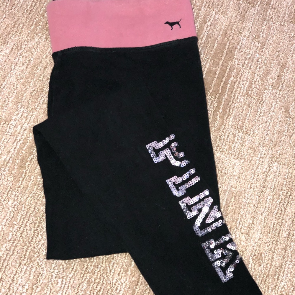 PINK Leggings